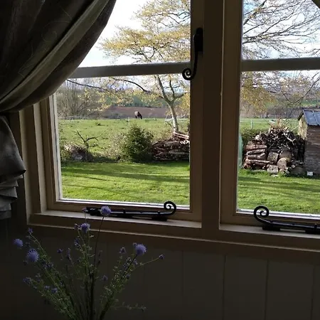 The Shepherds Hut @ Les Aulnaies *
