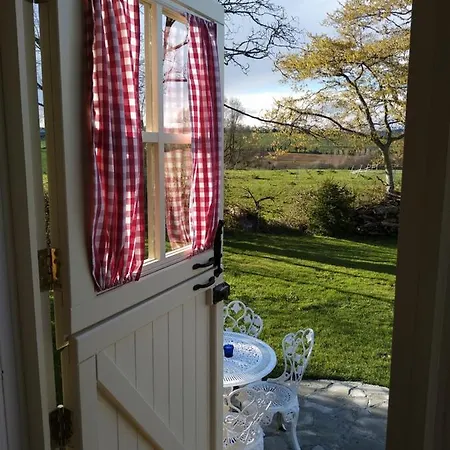 Campingplads The Shepherds Hut @ Les Aulnaies *