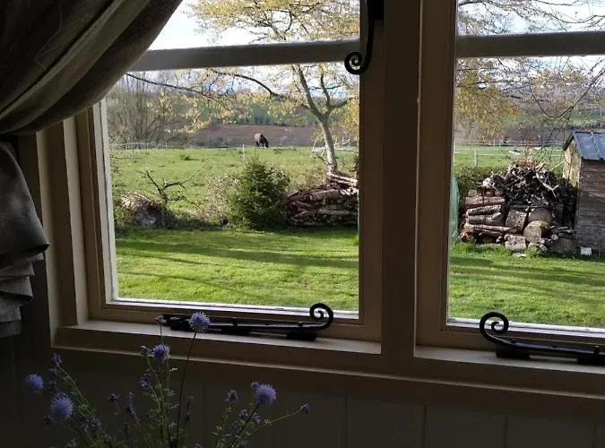 The Shepherds Hut @ Les Aulnaies *